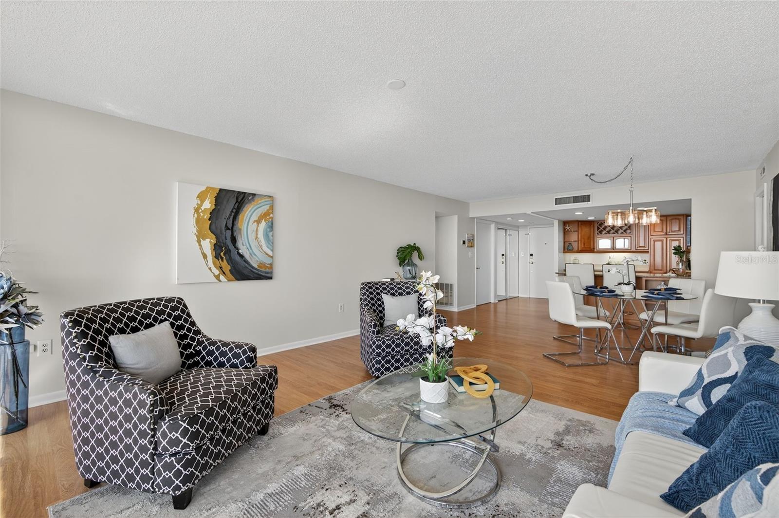 Image 9 of 54 For 7600 Bayshore Drive 902