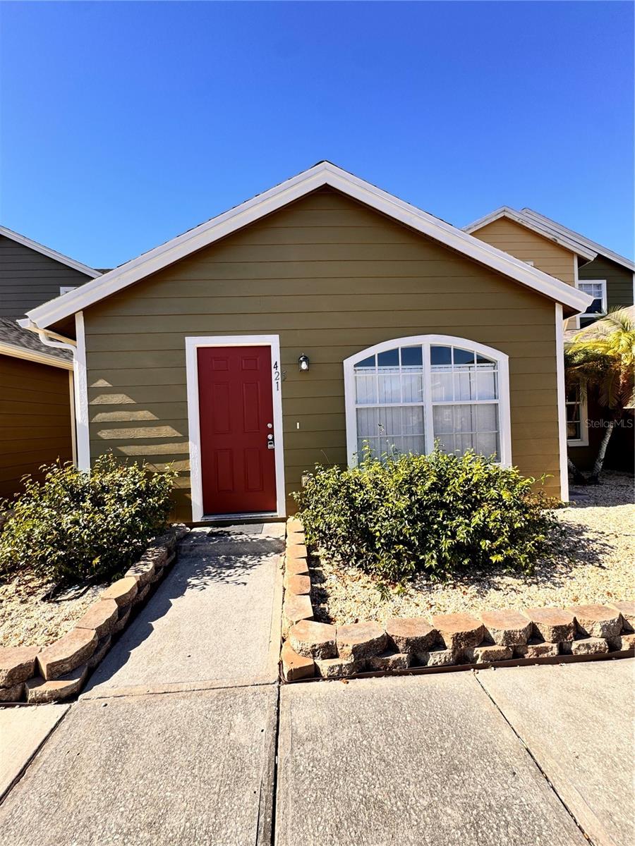 Image 2 of 14 For 421 Australian Way