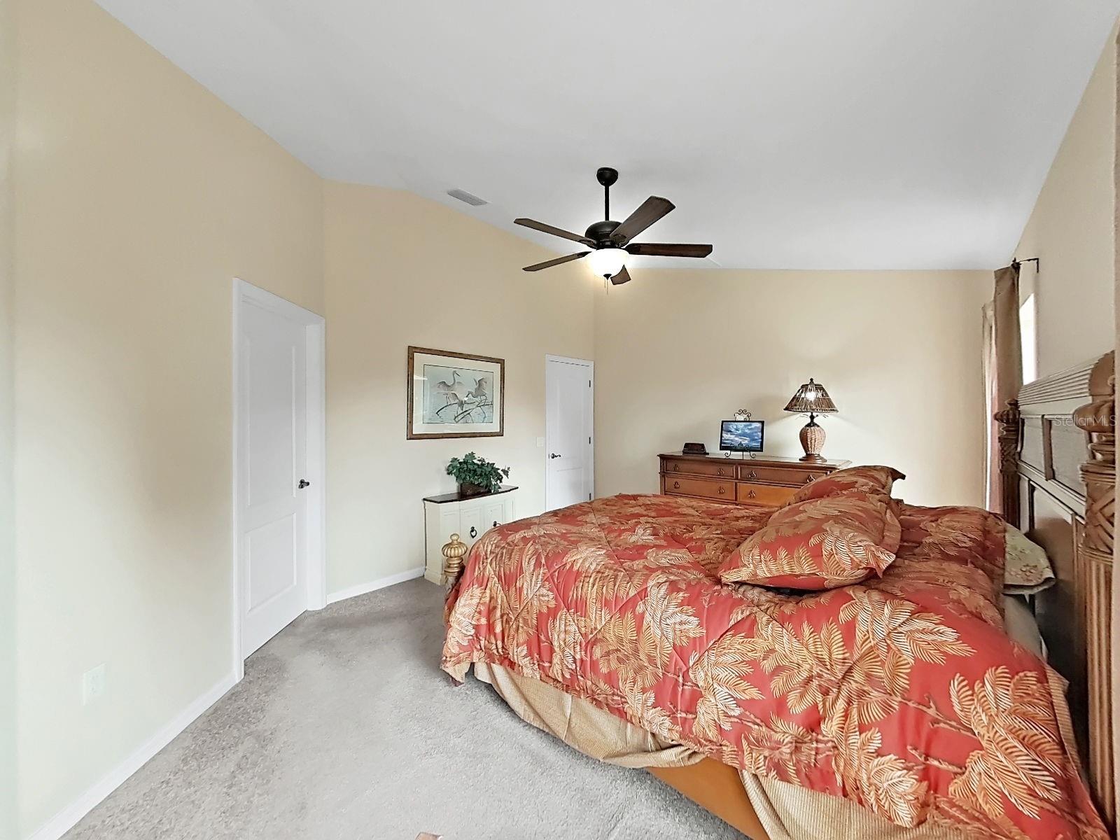 Image 22 of 75 For 1025 Lake Avoca Place