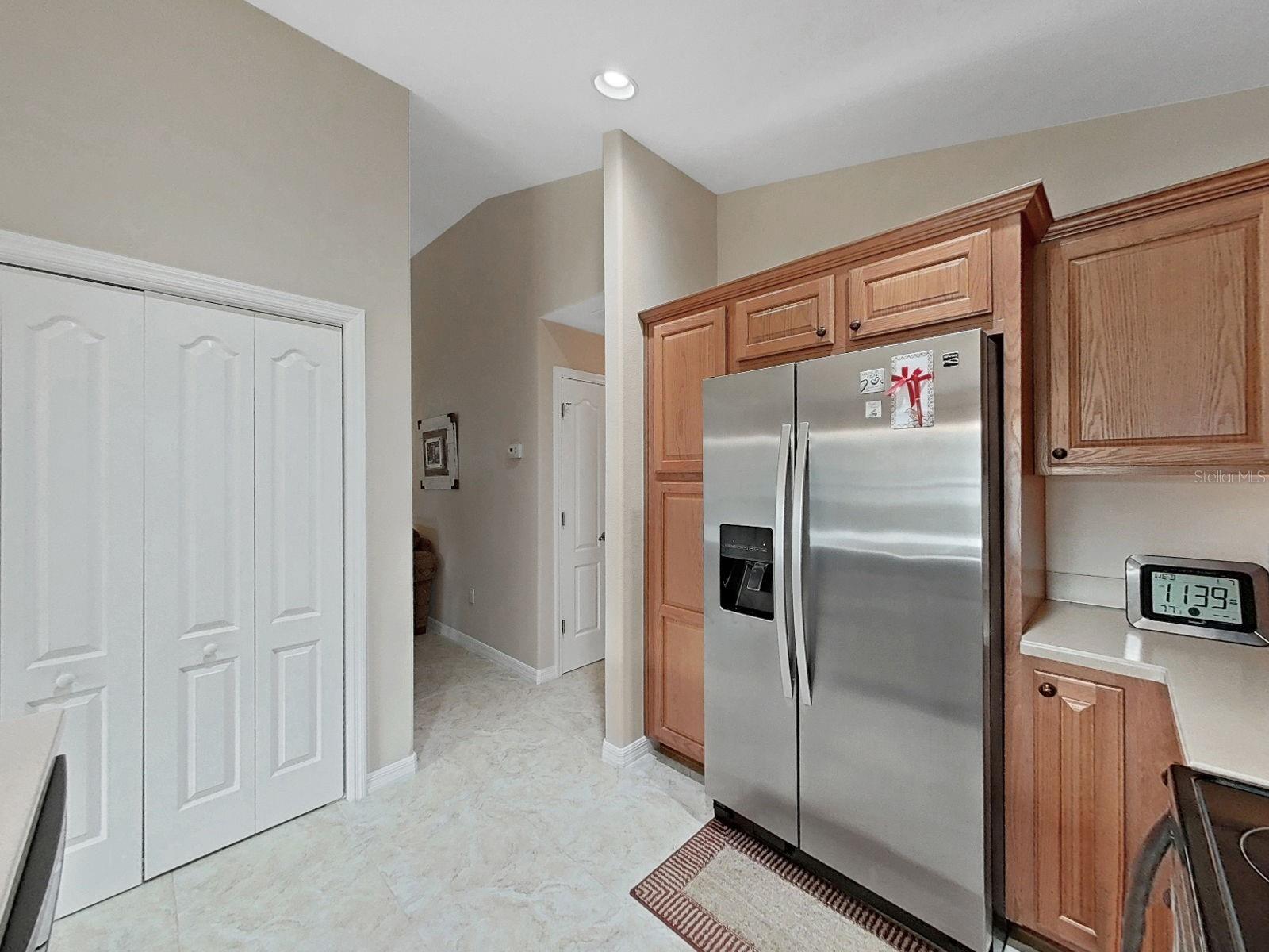 Image 37 of 75 For 1025 Lake Avoca Place