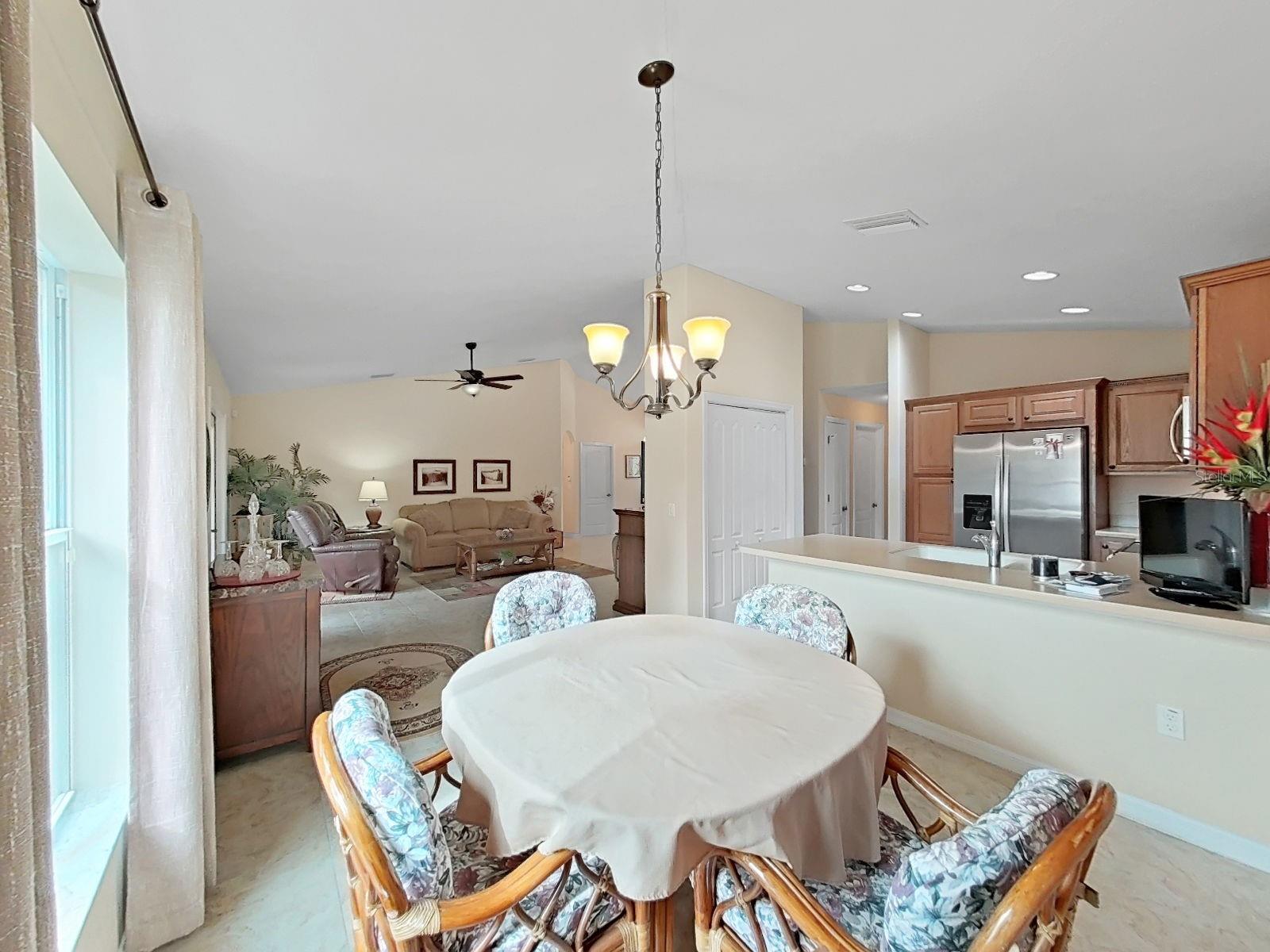 Image 41 of 75 For 1025 Lake Avoca Place