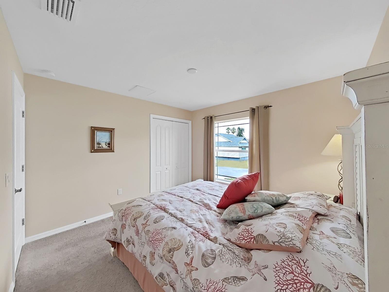 Image 44 of 75 For 1025 Lake Avoca Place