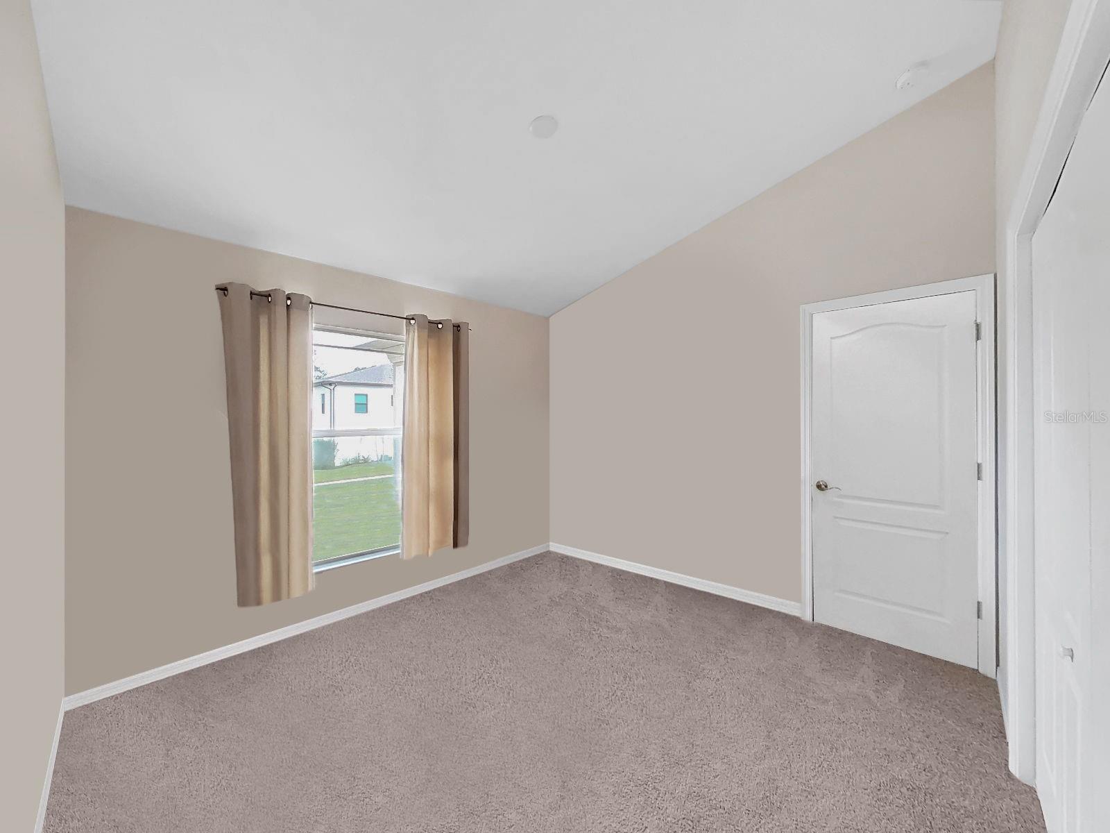 Image 46 of 75 For 1025 Lake Avoca Place