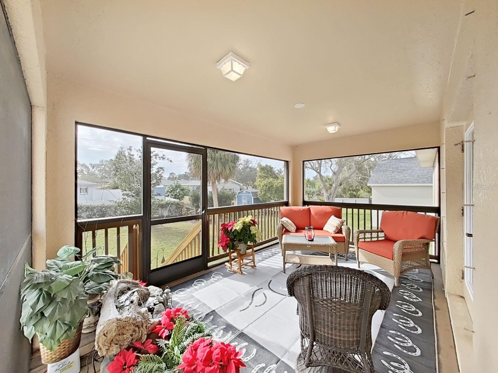 Image 49 of 75 For 1025 Lake Avoca Place