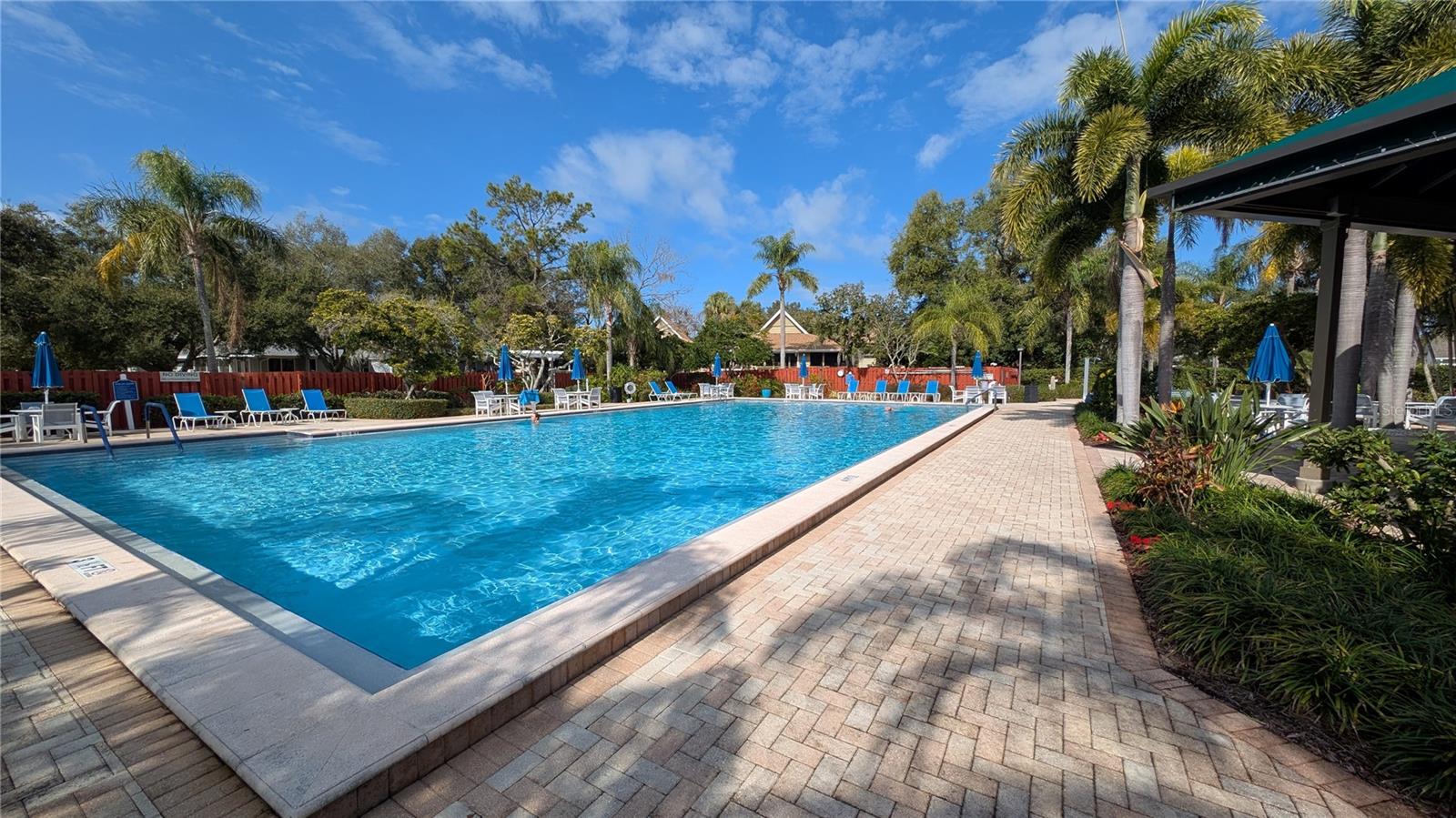 Image 68 of 75 For 1025 Lake Avoca Place