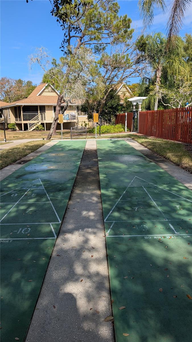 Image 74 of 75 For 1025 Lake Avoca Place