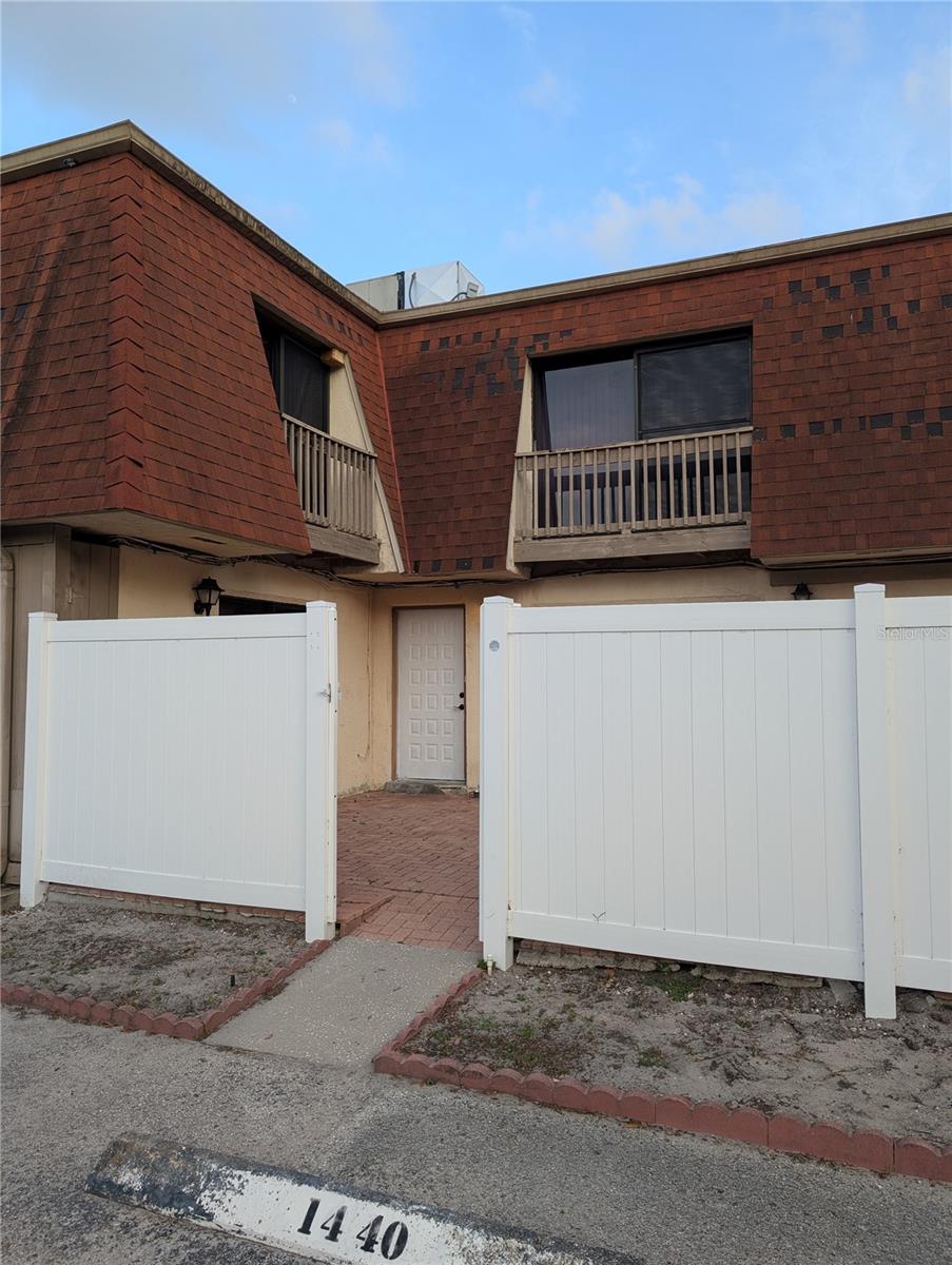 Details for 8114 Oak Trace Way N D, TAMPA, FL 33634