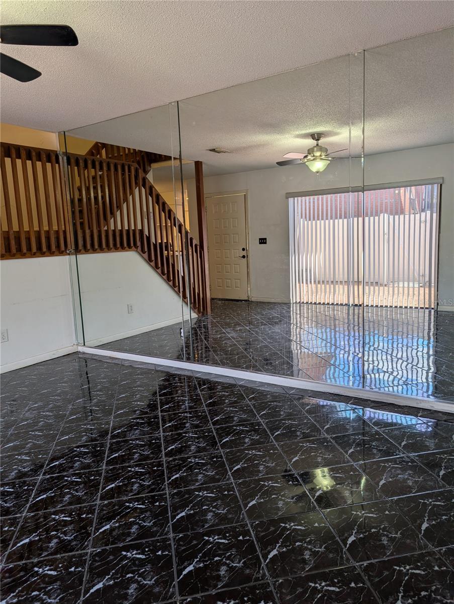 Image 13 of 46 For 8114 Oak Trace Way N D