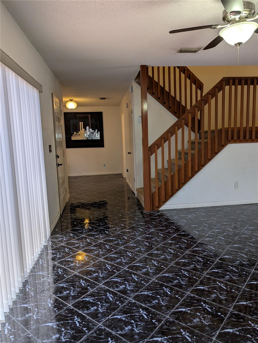 Image 15 of 46 For 8114 Oak Trace Way N D