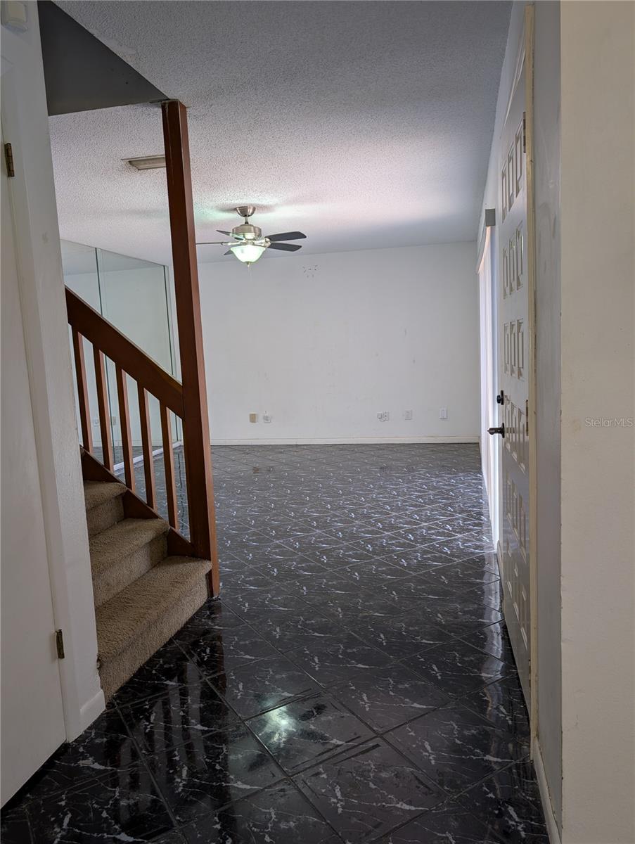 Image 16 of 46 For 8114 Oak Trace Way N D