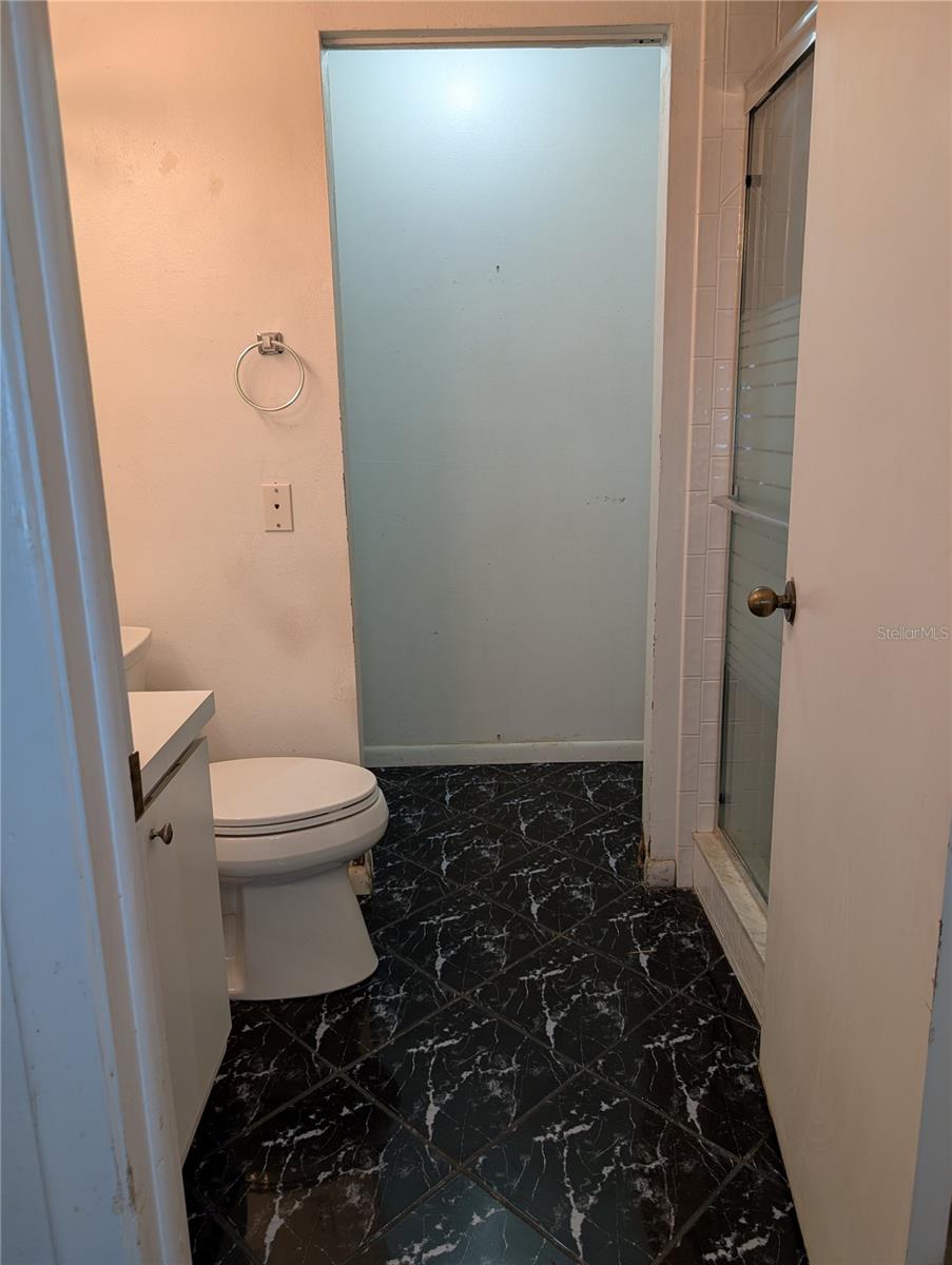 Image 24 of 46 For 8114 Oak Trace Way N D