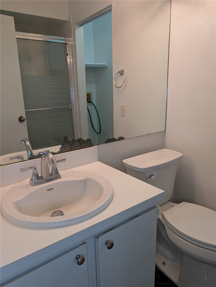 Image 26 of 46 For 8114 Oak Trace Way N D