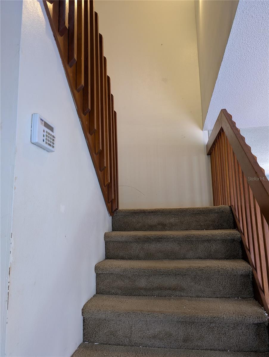 Image 32 of 46 For 8114 Oak Trace Way N D