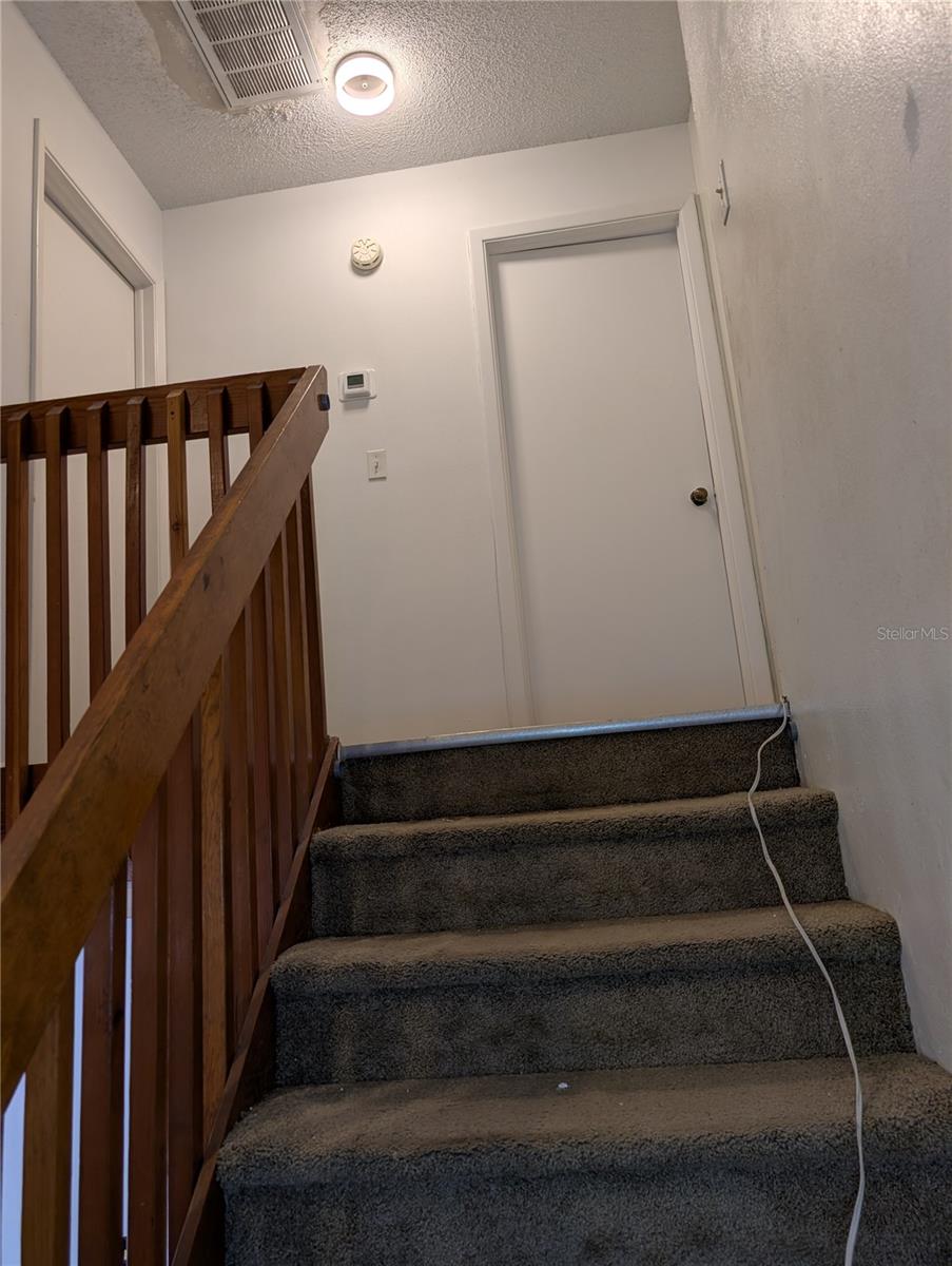 Image 34 of 46 For 8114 Oak Trace Way N D