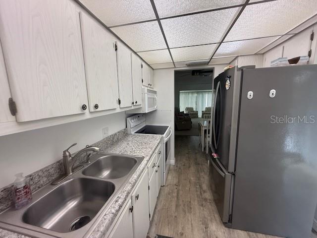 Image 7 of 29 For 2060 Marilyn Street 214