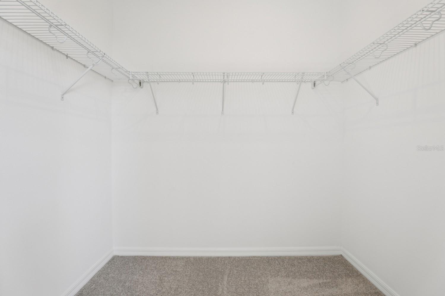 Image 33 of 49 For 5249 Painted Bamboo Street