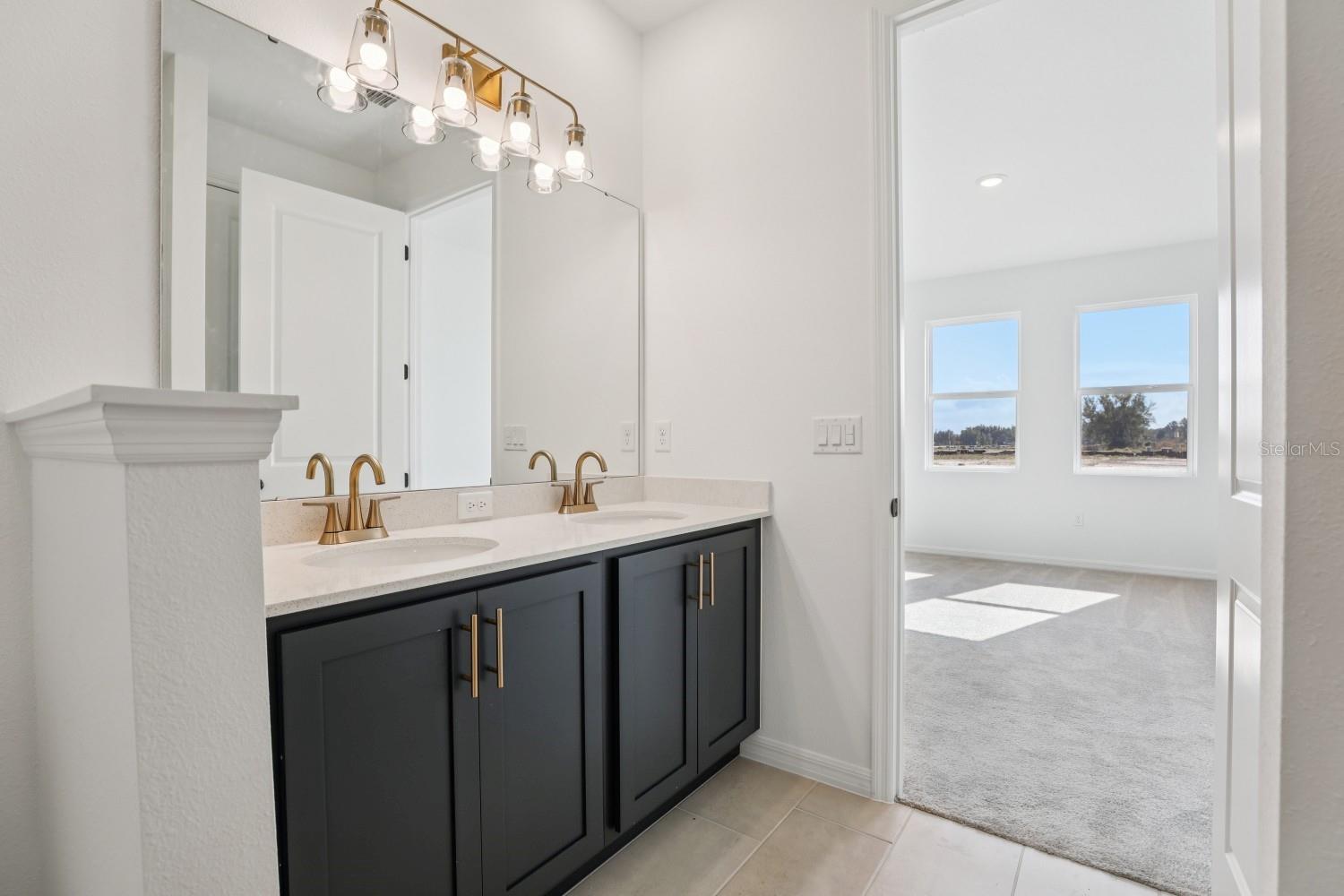 Image 35 of 49 For 5249 Painted Bamboo Street