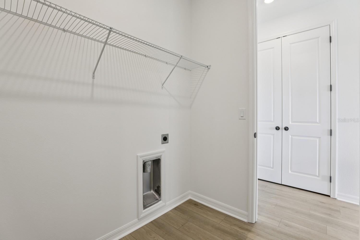 Image 38 of 49 For 5249 Painted Bamboo Street