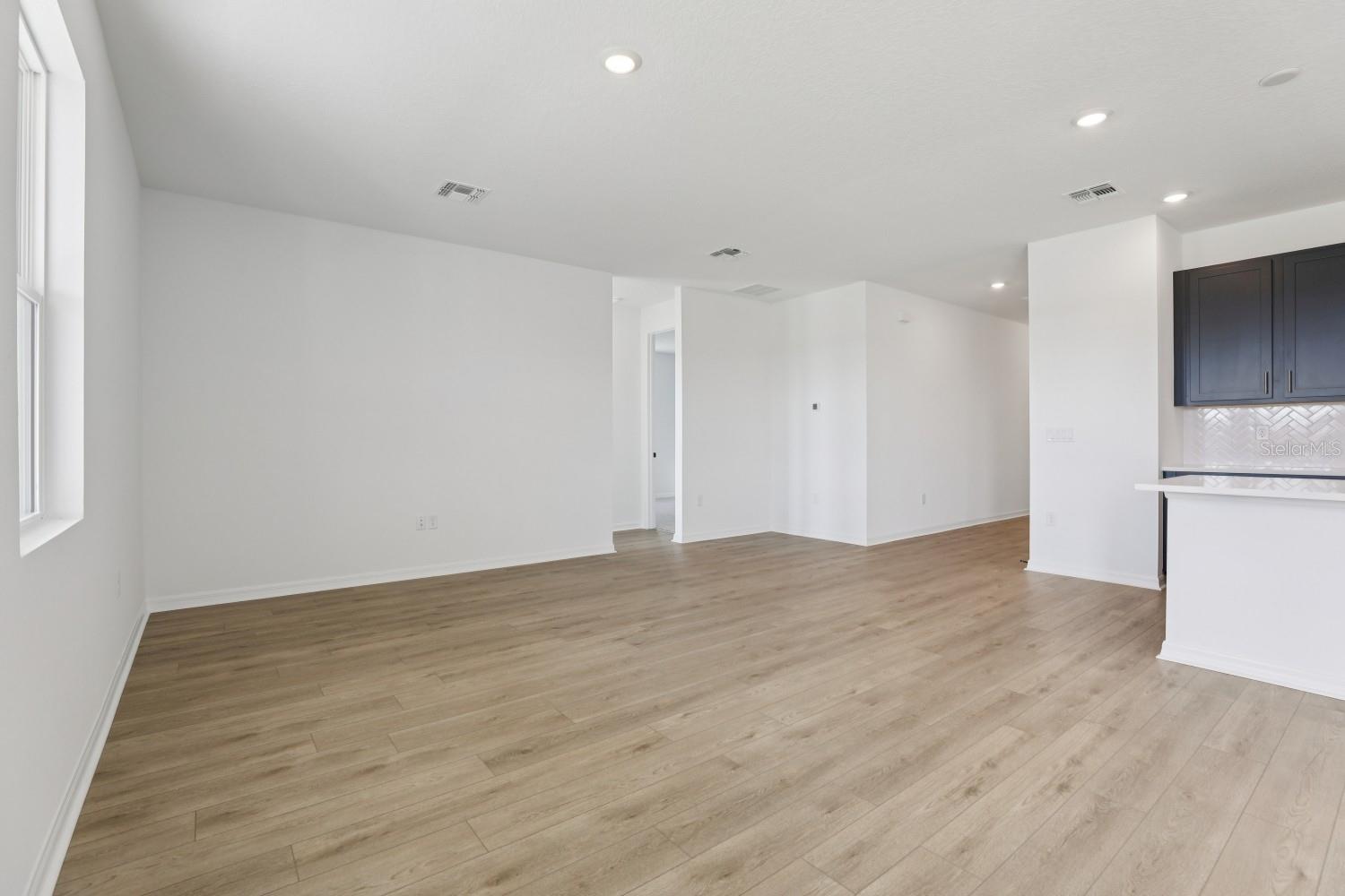 Image 9 of 49 For 5249 Painted Bamboo Street