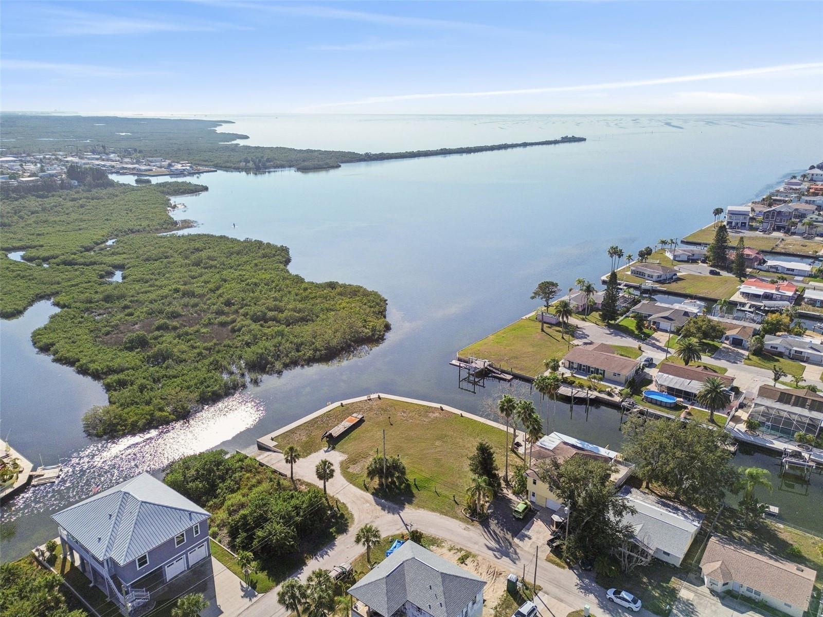 Listing photo id 10 for 6374 Boatyard Drive