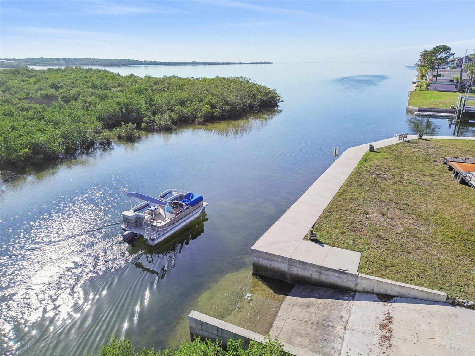 Listing photo id 24 for 6374 Boatyard Drive