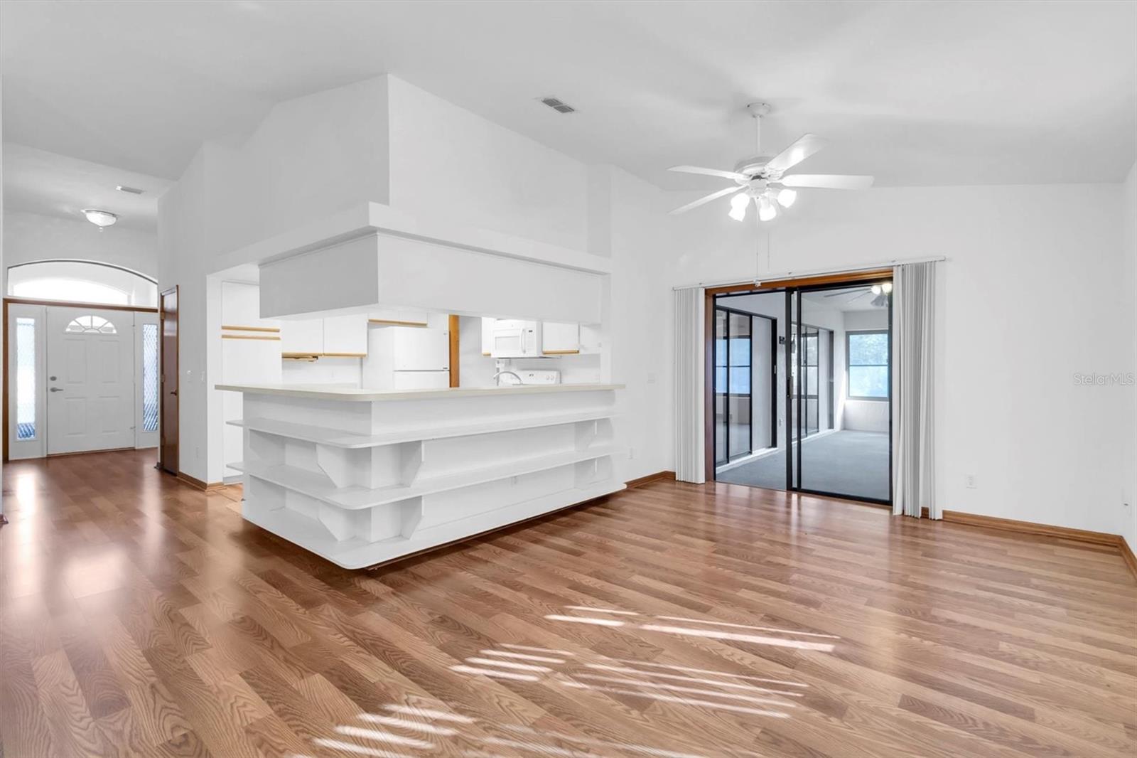 Image 13 of 47 For 2494 Axelwood Drive