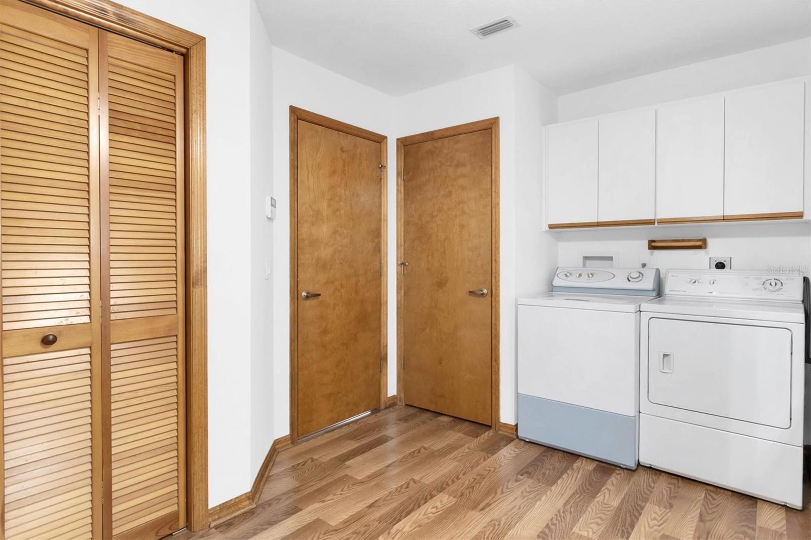 Image 30 of 47 For 2494 Axelwood Drive