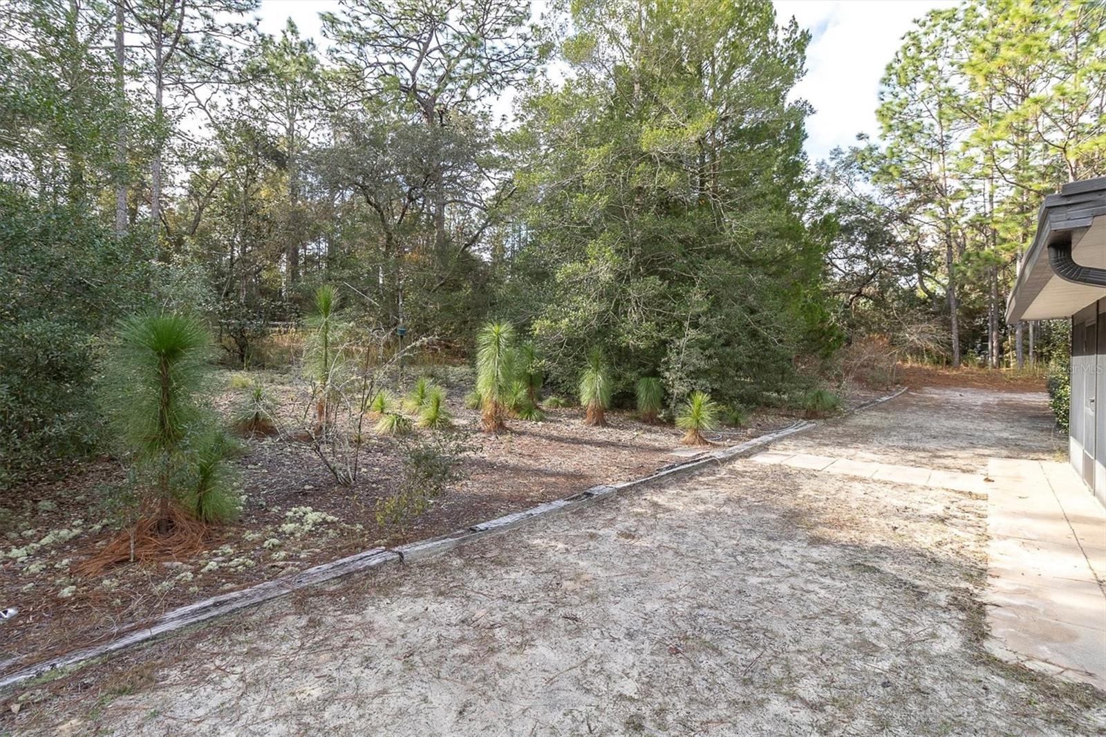 Image 37 of 47 For 2494 Axelwood Drive