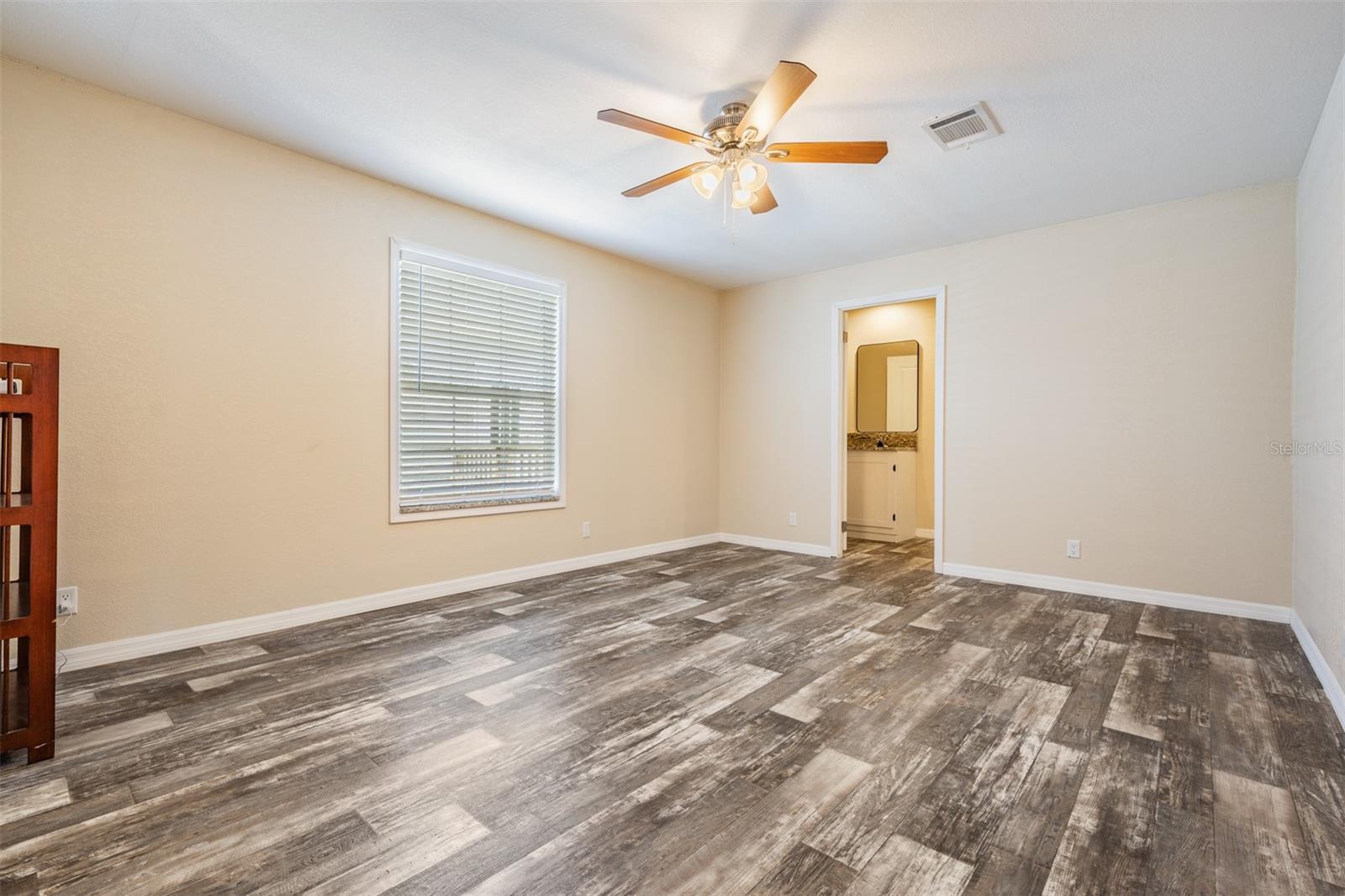 Image 18 of 30 For 13039 Keel Court