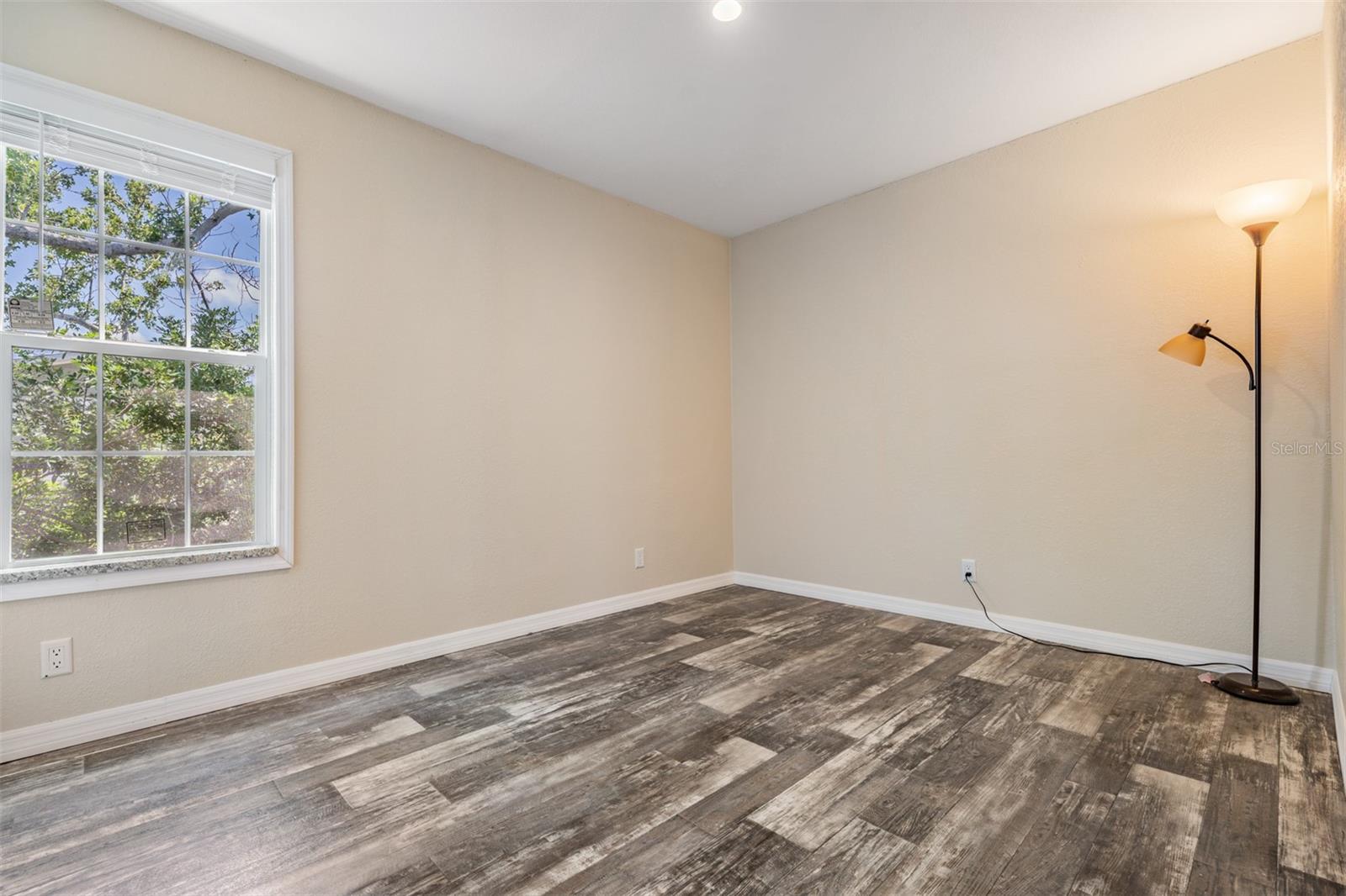 Image 20 of 30 For 13039 Keel Court