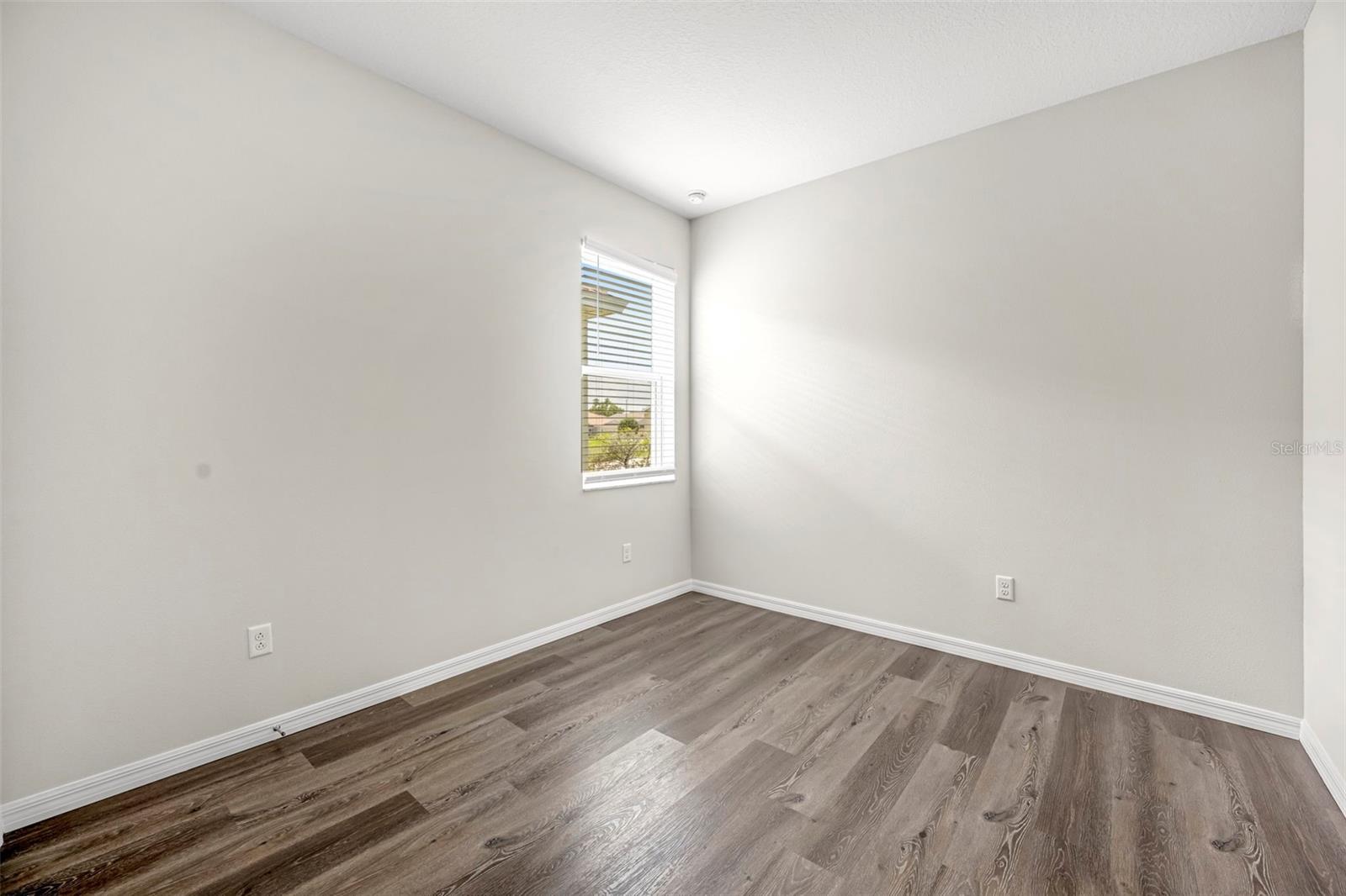 Image 45 of 75 For 10148 Duffy Circle