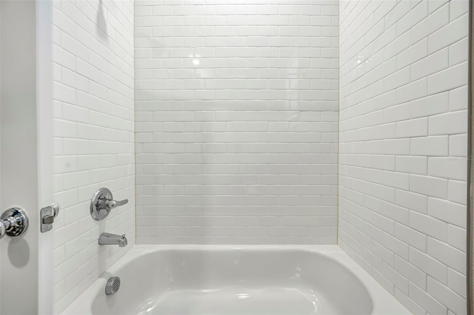 Image 46 of 75 For 10148 Duffy Circle