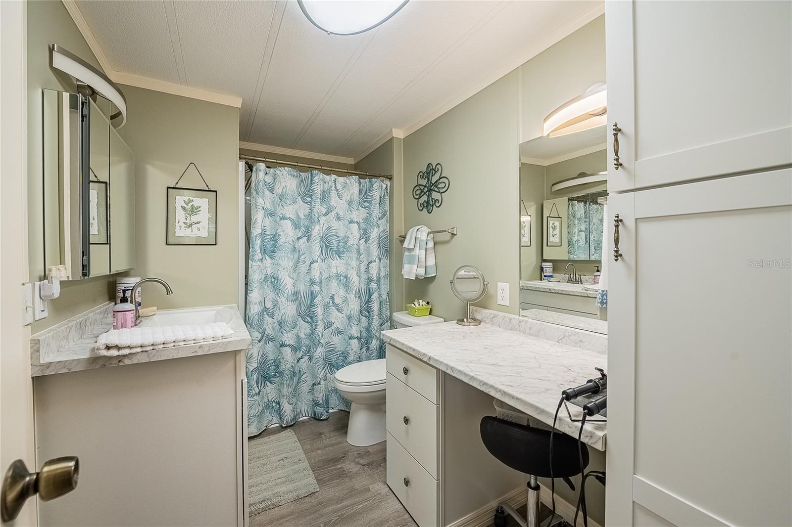 Image 35 of 59 For 5421 Mohawk Street