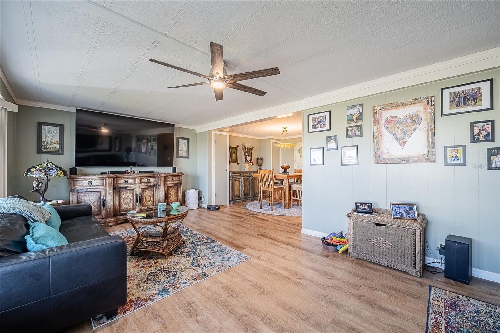 Image 6 of 59 For 5421 Mohawk Street