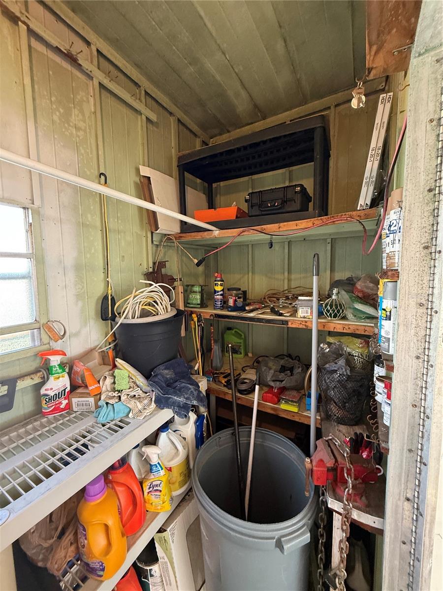 Image 6 of 21 For 7880 54th Avenue N 57