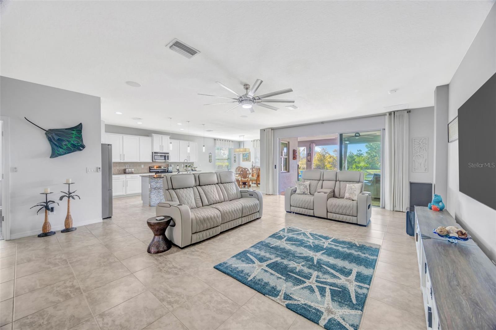 Image 22 of 77 For 5652 Fisher Glen Loop