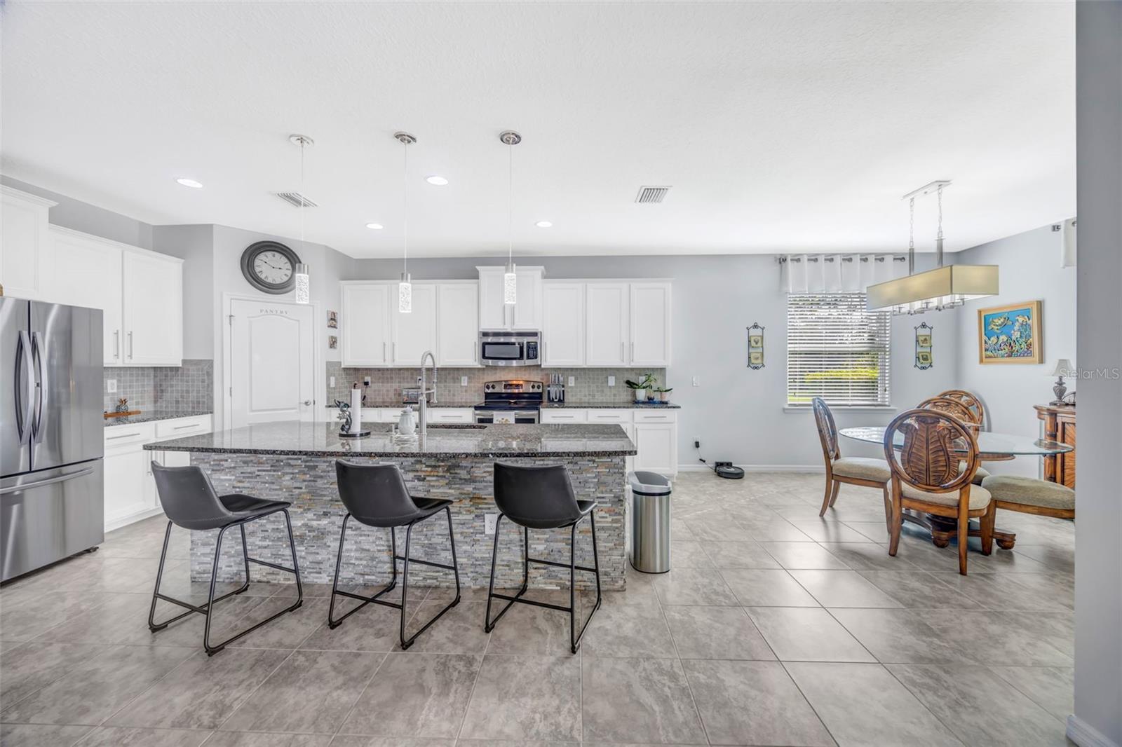 Image 24 of 77 For 5652 Fisher Glen Loop