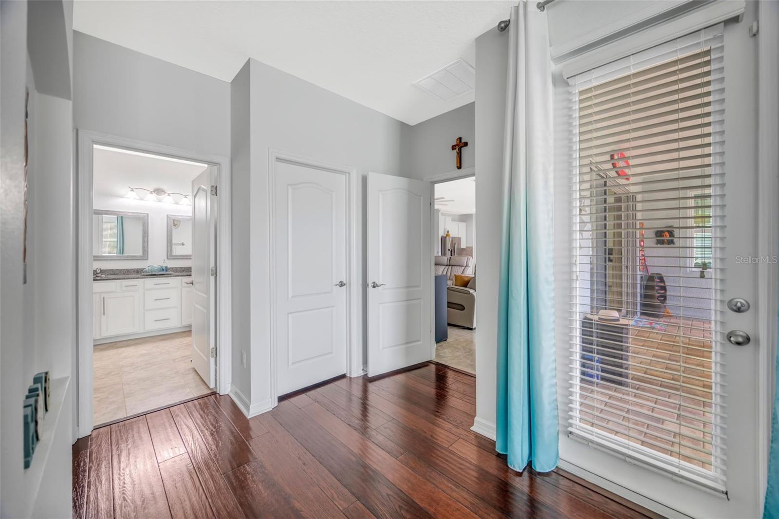 Image 37 of 77 For 5652 Fisher Glen Loop