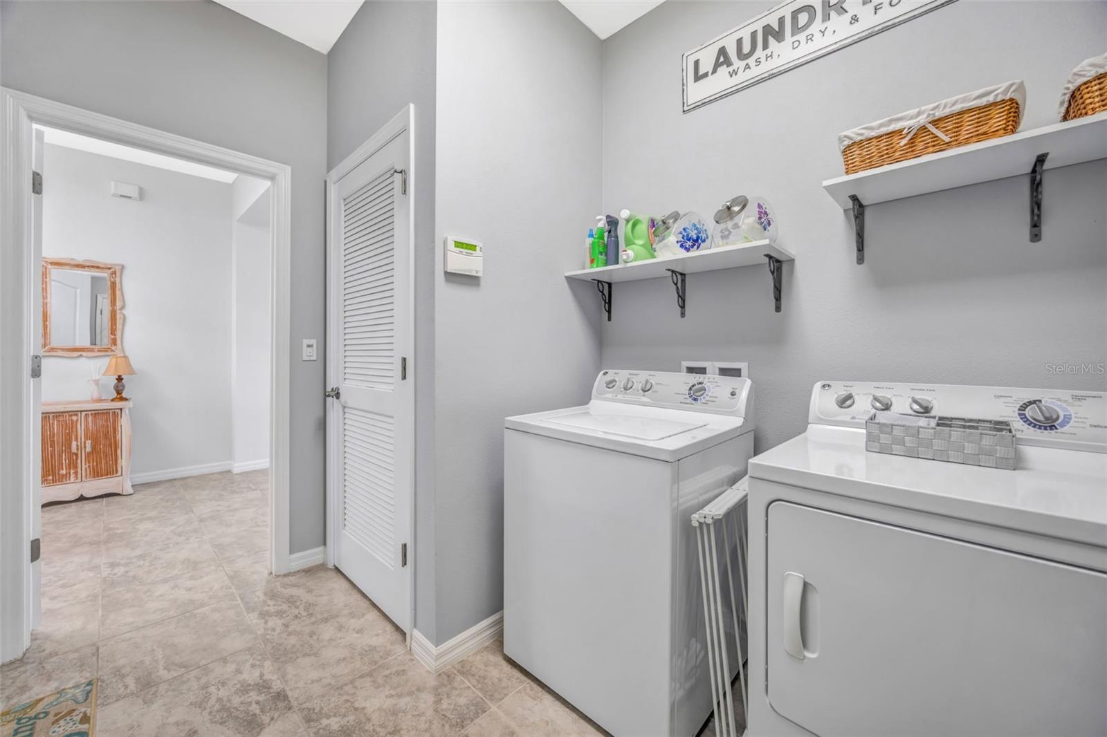 Image 55 of 77 For 5652 Fisher Glen Loop