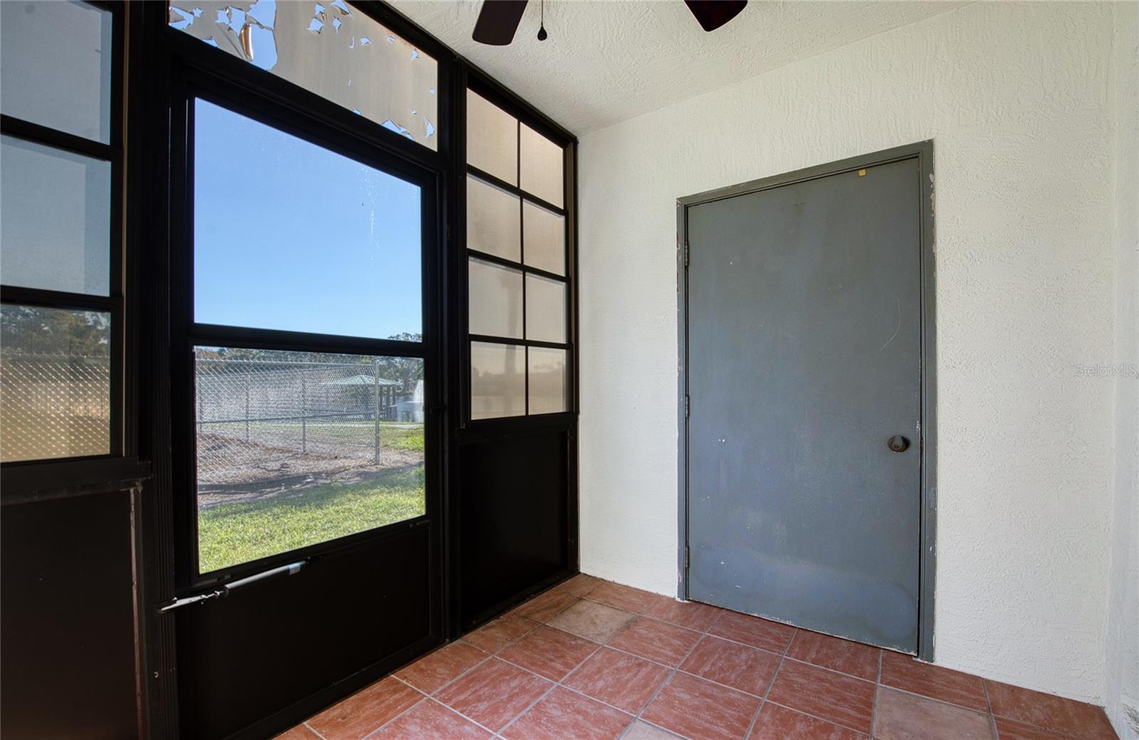 Image 15 of 27 For 6125 113th Street 508