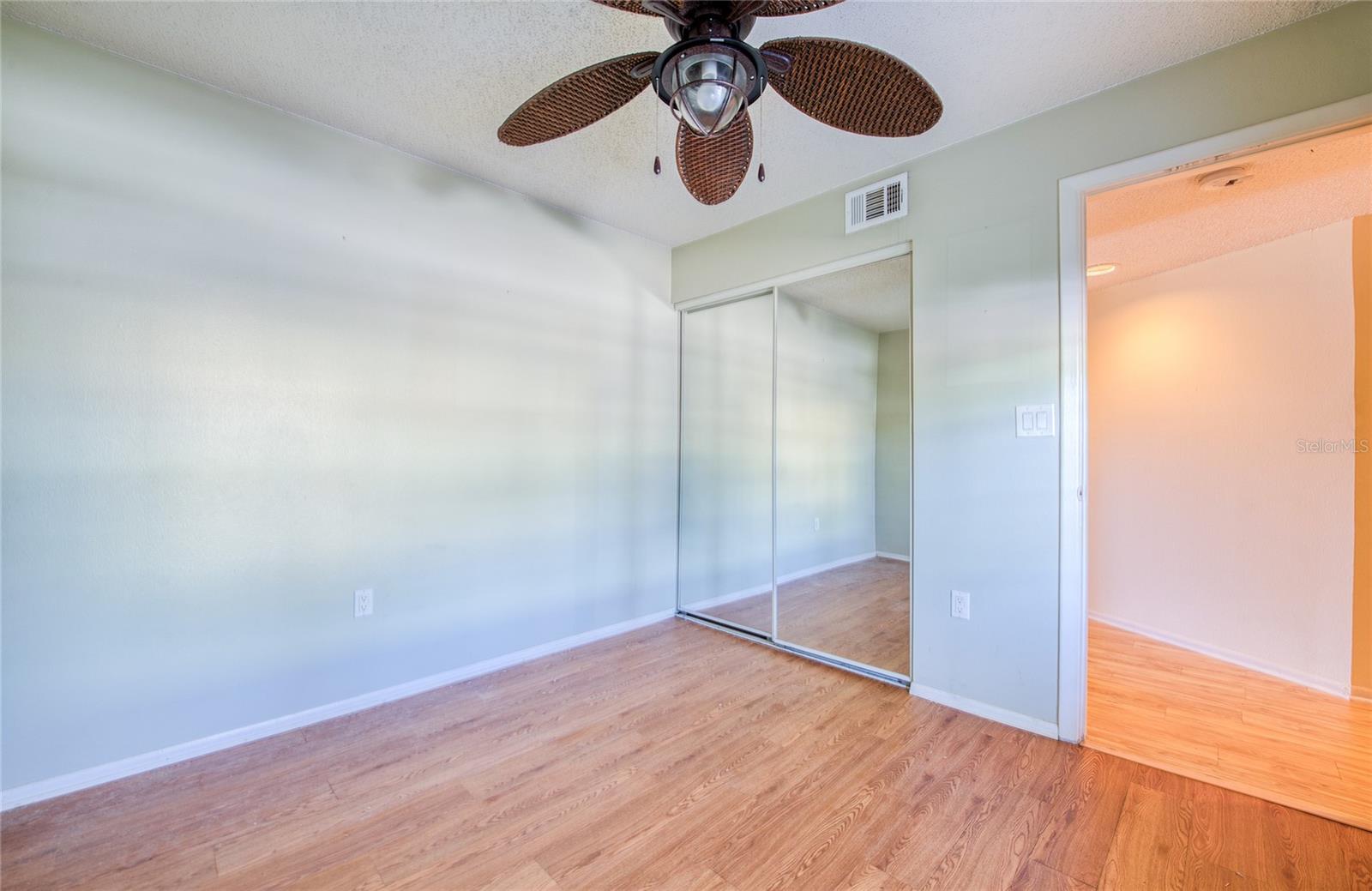 Image 17 of 27 For 6125 113th Street 508