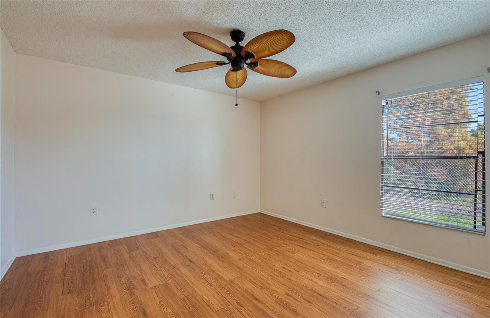 Image 9 of 27 For 6125 113th Street 508