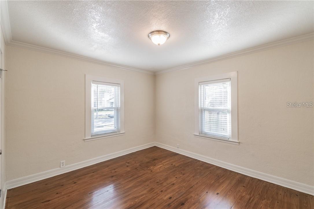 Image 10 of 13 For 1905 Kathleen Street