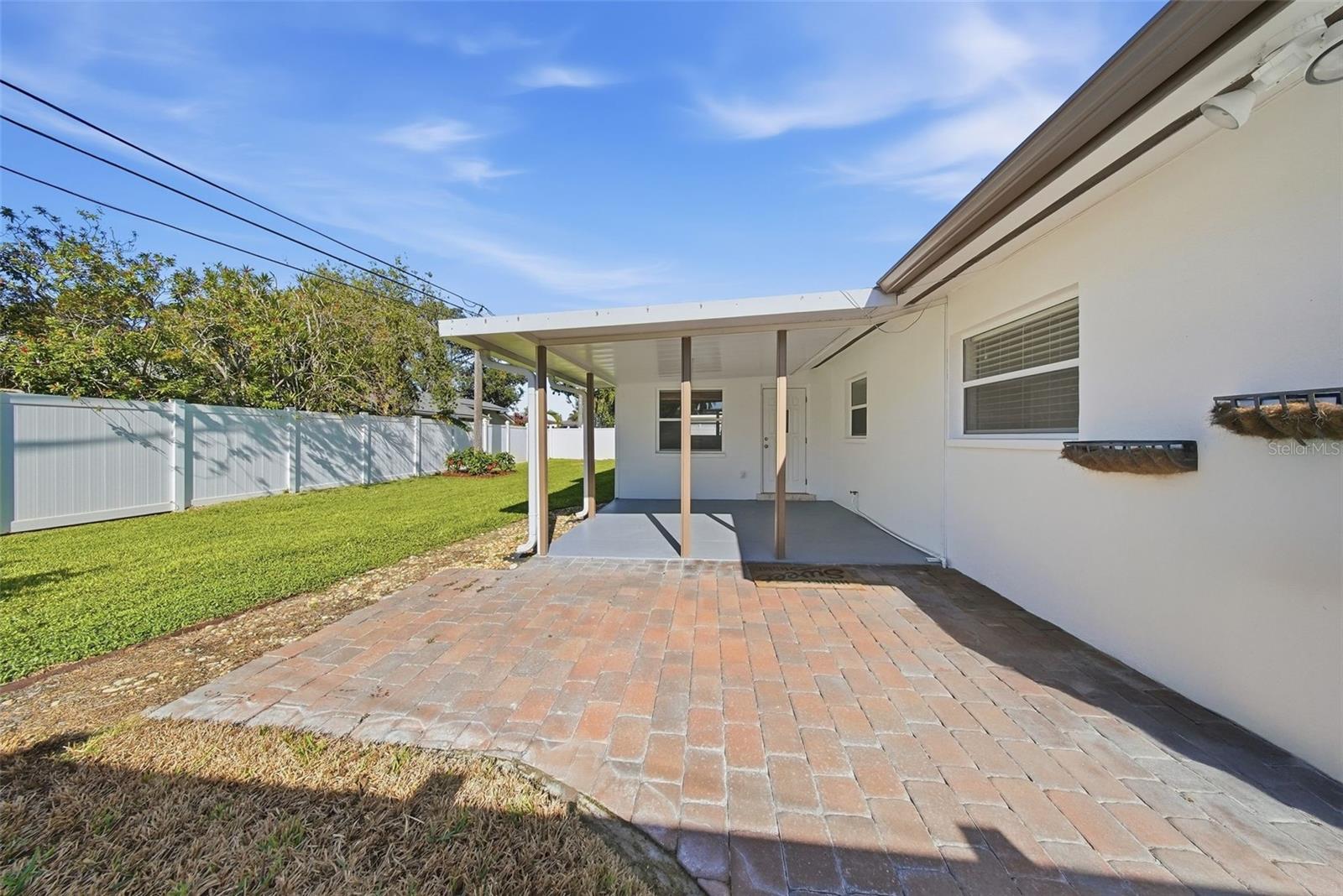 Image 30 of 39 For 4090 14th Lane Ne