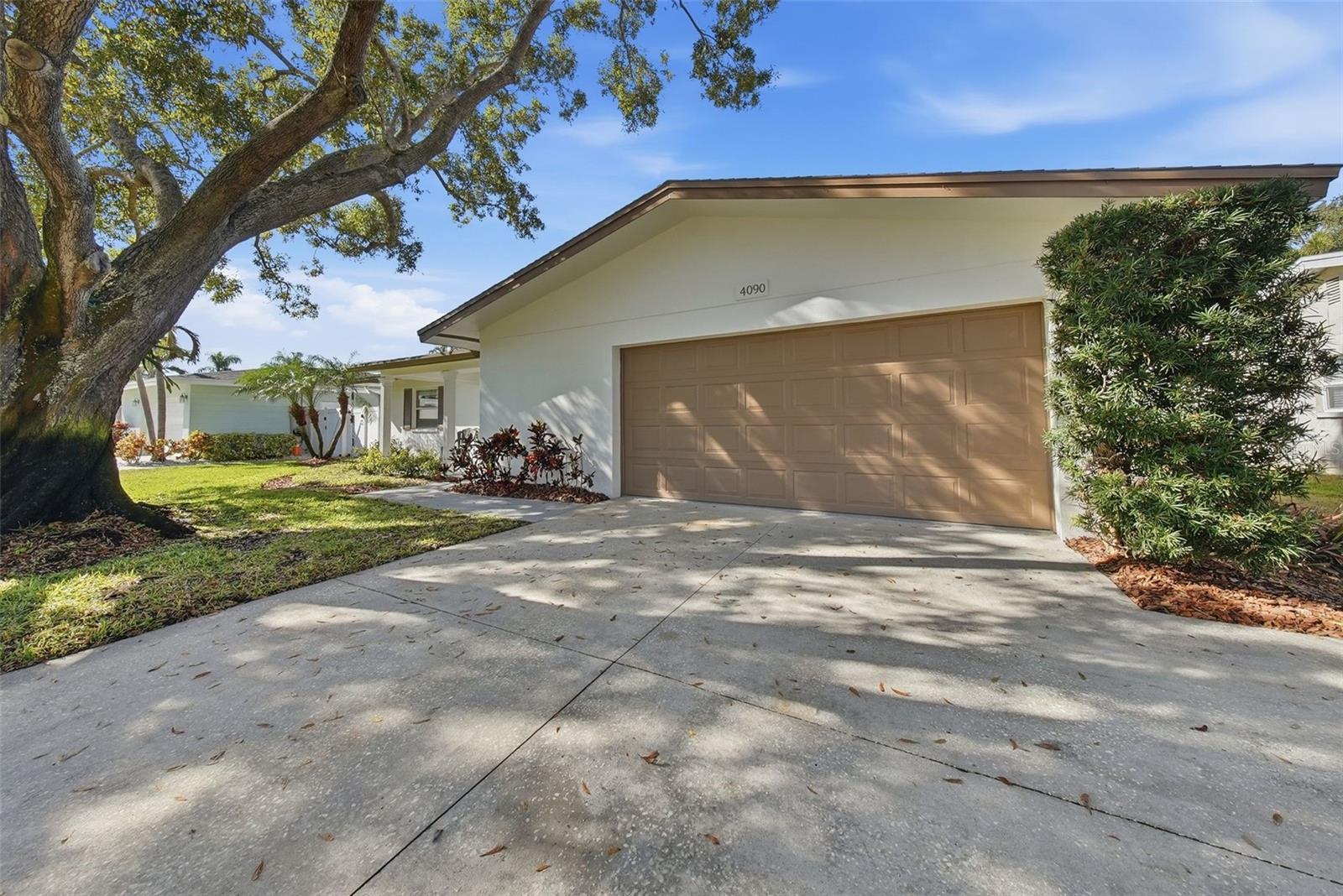 Image 38 of 39 For 4090 14th Lane Ne