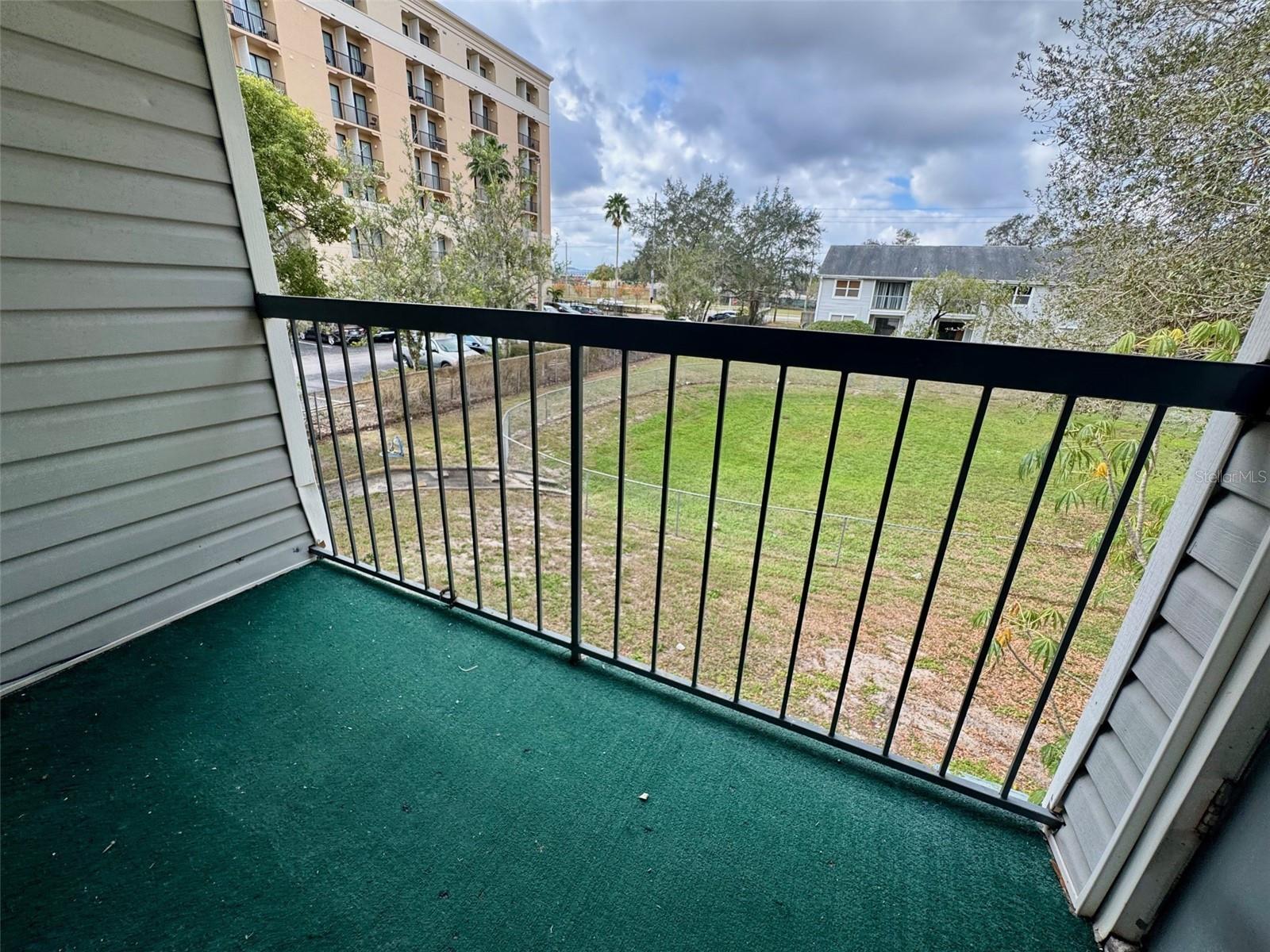 Image 11 of 21 For 5023 Terrace Palms Circle 202