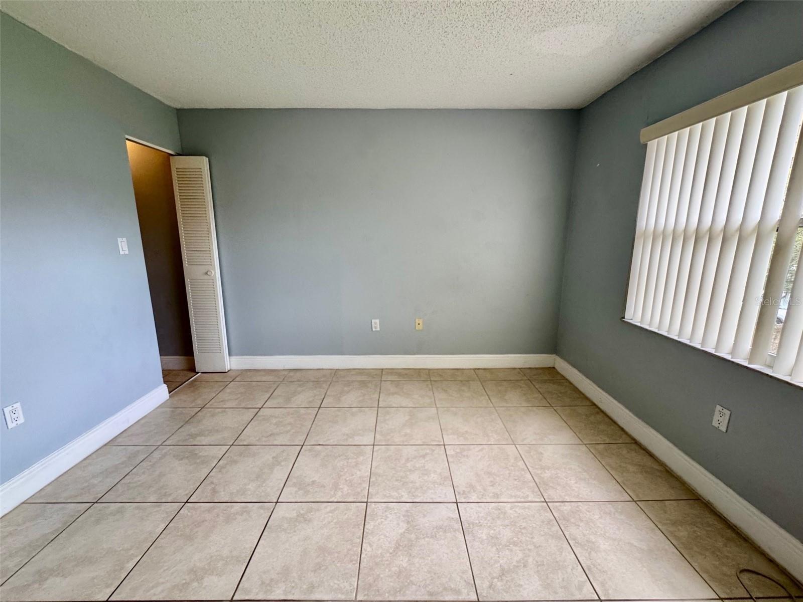 Image 20 of 21 For 5023 Terrace Palms Circle 202