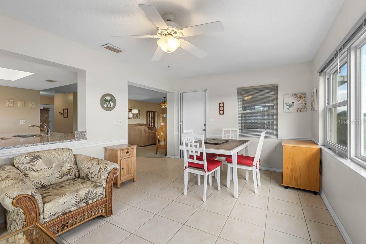 Image 16 of 56 For 2125 Hailstone Circle