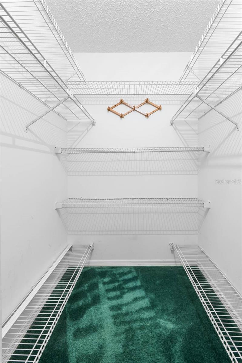 Image 21 of 56 For 2125 Hailstone Circle