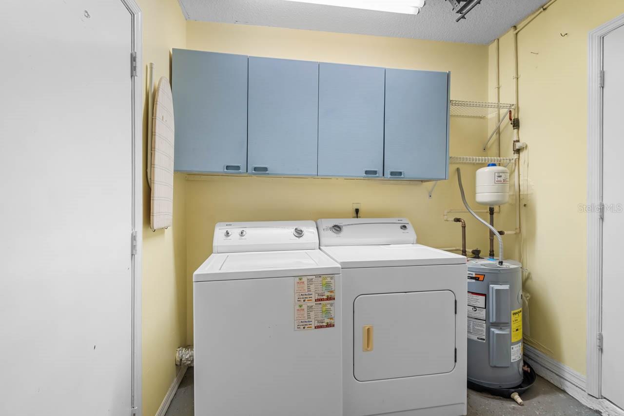 Image 27 of 56 For 2125 Hailstone Circle